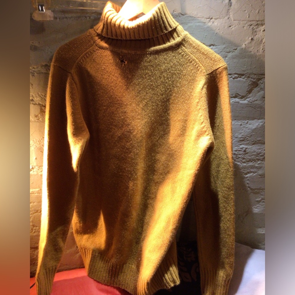 Vintage distressed Turtleneck Sweater
